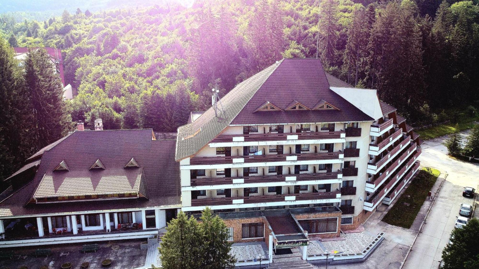 Hotel Bradul - Covasna Exterior foto