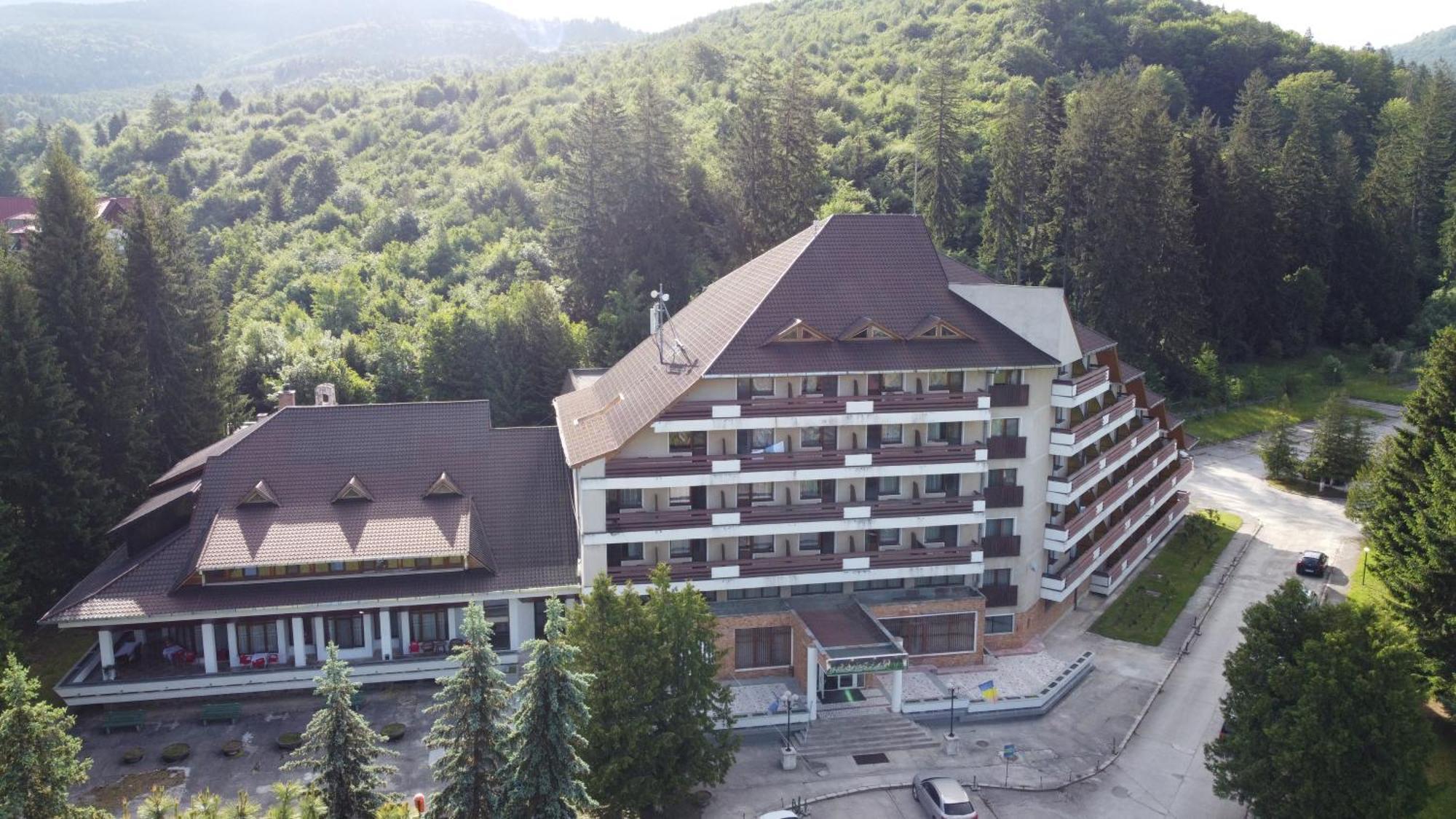 Hotel Bradul - Covasna Exterior foto